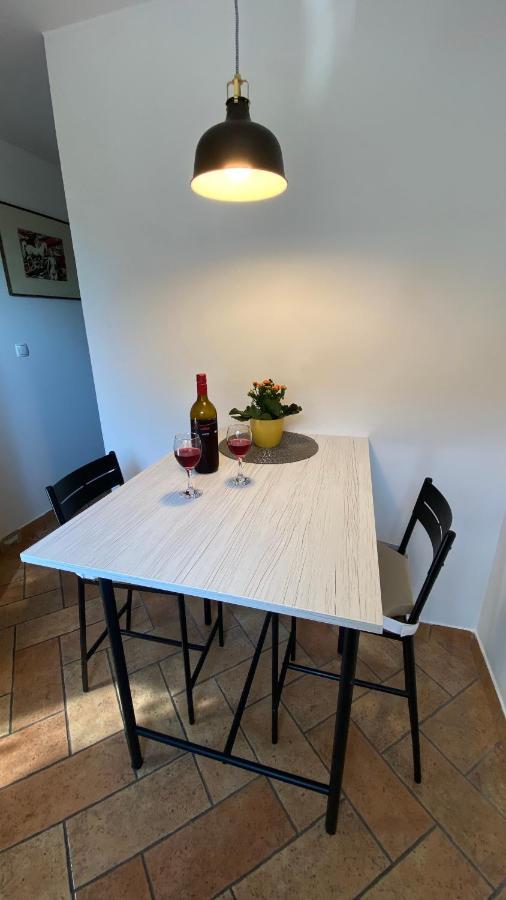 Apartma Nomad Ново-Место Экстерьер фото