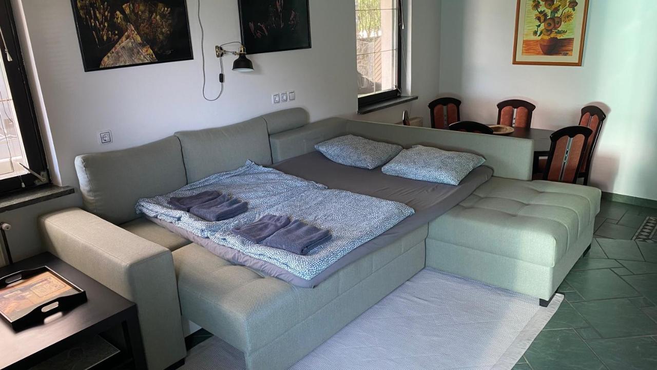 Apartma Nomad Ново-Место Экстерьер фото